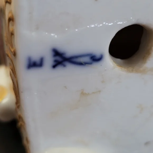 Bourdois & Bloch Antique Porcelain Lady in a Sedan Chair 7" - Picture 7 of 12